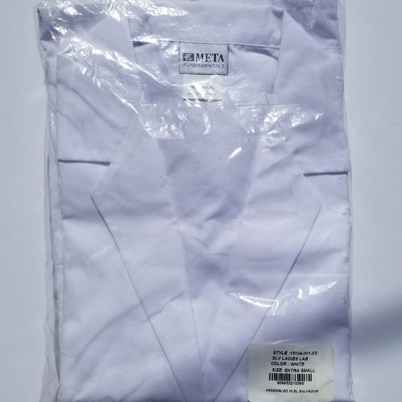 White lab coat - Picture 1 of 2